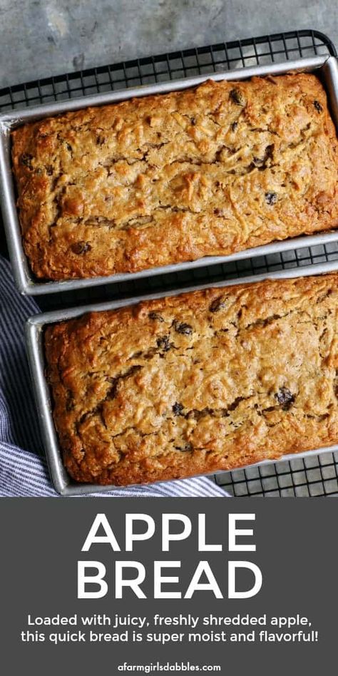 This quick and easy Apple Bread recipe is loaded with shredded apples, ensuring moist, delicious fresh apple flavor and texture in every bite! #baking #apples #fall #bread Fall Bread, Baking Apples, Bread Quick, Apple Bread Recipe, Apple Recipes Easy, Pane Dolce, Apple Dessert Recipes, Apple Bread, Baking Recipe