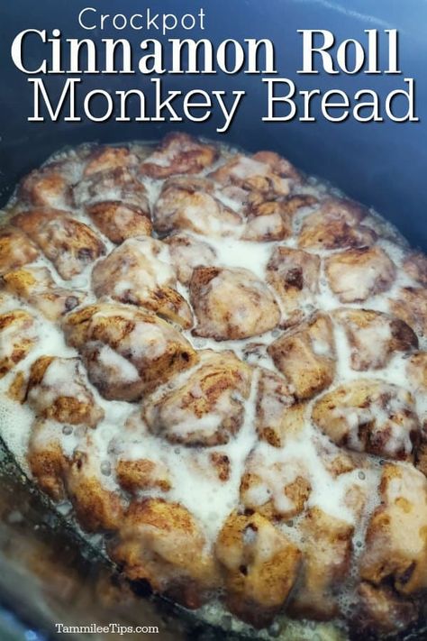 Slow Cooker Dessert, Crockpot Cinnamon Rolls, Bread Recipe Video, Cinnamon Roll Monkey Bread, Monkey Bread Recipe, Breakfast Crockpot Recipes, Crockpot Dessert Recipes, Slow Cooker Breakfast, Crock Pot Desserts