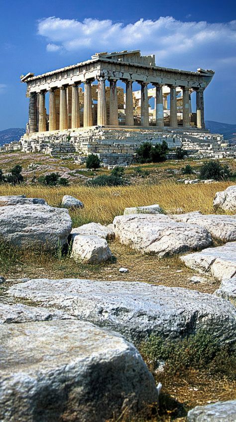 The parthenon on the acropolis of athens greece is one of ancient greek architecture most iconic Ancient Architecture Aesthetic, Greek Ancient Architecture, Parthenon Architecture, Greek Poems, Greek Plates, Ancient Greek Buildings, Ancient Greece Architecture, Parthenon Greece, Ancient Greece Aesthetic