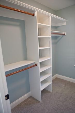 Diy Kast, Small Closet Design, Closet Redo, Closet Planning, Scandinavian Design Bedroom, Walking Closet, Closet Design Layout, Closet Renovation, Diy Wardrobe