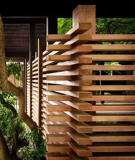 Jessica Helgerson, Portland House, Lan Can, Outdoor Privacy, Privacy Screen Outdoor, Modern Fence, Casa Exterior, Backyard Fences, Wooden Fence