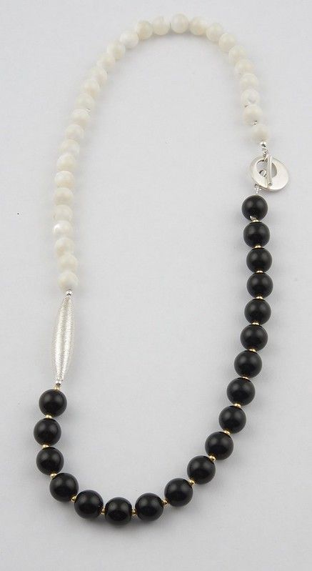 Onyx, moonstone and silver bead necklace | Silver clasp | Cathy Timbrell | Flickr Neck Rings, Jewelry Photography Styling, Jewerly Beads, Silver Bead Necklace, Bold Jewelry, Chic Earrings, Onyx Necklace, Jewelry Photography, Silver Bead