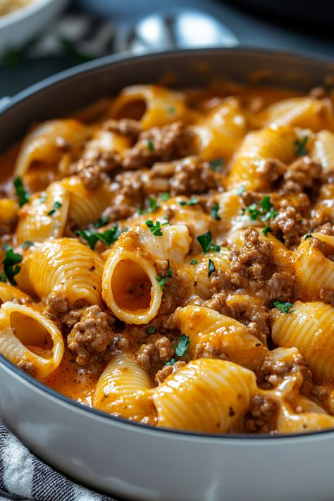 Creamy Beef and Shells Cheesy Beefy Shells, Found Beef Dinner, Ground Beef Shell Pasta, Cheesy Beef Shells, Mini Pasta Shell Recipes, One Pot Creamy Beef And Shells, Ground Chicken Noodles, Easy Balanced Dinner Recipes, Beefy Cheesy Pasta