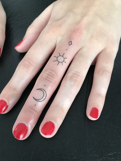 Sun And Moon Finger Tattoos For Women, Sun And Moon Tattoo On Finger, Moon Tattoo In Finger, Sun Moon Star Hand Tattoo, Moon Finger Tattoo Designs, Crescent Moon Finger Tattoos For Women, Moon Sun Finger Tattoo, Finger Tattoos Moon Stars, Small Moon Finger Tattoo