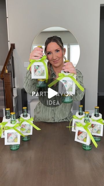 Kristin Miller | Mom of 2 on Instagram: "Party favor idea🍋Comment “links” and ill send you my free recipe printable + supply links directly to your DMs! This would be perfect for a birthday party, wedding favor, bachelor/bachelorette party - the options are endless! If you’ve never had a ranch water before - its a must🤌🏼Save & send this to someone you want to make these with!
•
What you need:
* topo chico
* mini limes
* mini tajin bottles
* mini tequilla bottles
* hanging boxes
* ribbon
•
Find supplies in my @shop.ltk & thank you @parkspartyplanning for the inspo!
•
•
#partyfavor #partyideas #partydecor #partyinspo #birthdayparty #ranchwater #drinkrecipe #giftidea" Individual Alcohol Gifts, Alcohol Gift Bags Mini Bottles, Mini Cocktail Gifts Party Favors, Cocktail Party Favors Mini Bottles, Drink Favors Alcohol, 50th Bday Party Favors For Women, Gift Drink Ideas, Mini Tequila Bottles Gift, Drink Labels Party