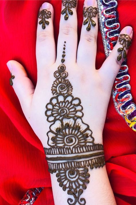 Simple Mehndi Design For Kids
Simple Mehndi Design
Mehndi Design For Kids
Simple Mehndi Kids
Kids Mehndi Design Kids Mhndi Dsgns Simple, Easy Kids Mehndi Designs, Mehndi Design For Kids, Baby Mehndi, Hearts And Butterflies, Latest Arabic Mehndi Designs, Mehandi Designs Easy, Modern Mehndi, Simple Mehndi Design