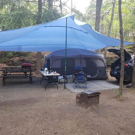 Tent Campsite Decorating Ideas, Tent Camping Setup Ideas, Tent Campsite Setup, Camp Set Up Ideas Campsite, Cute Campsite Setup, Camp Set Up, Camping Setup Ideas Campsite, Campsite Setup Ideas, Tent Ideas Camping