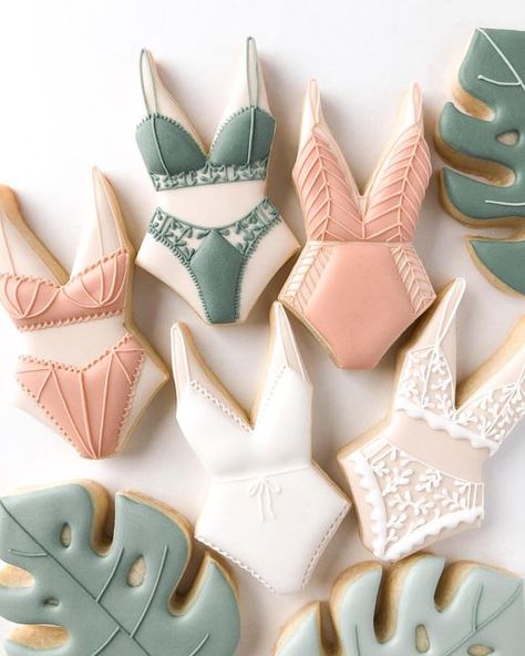 @thecookiehaus Bra Cookies Decorated, Bach Brunch, Lingerie Shower Cookies, Wedding Cookies Decorated, Summer Sugar Cookies, Lingerie Cookies, Wedding Shower Cookies, Bachelorette Cookies, Cookies Wedding