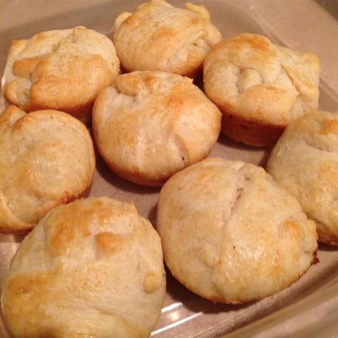 Chicken Puffs Roll Appetizers, Chicken Puff, Crescent Roll Appetizers, Chicken Puffs, Smoked Salt, Impressive Appetizers, Cream Cheese Crescent Rolls, Fancy Appetizers, Chicken Jerky