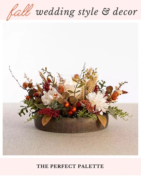 Floral Candle Centerpieces, Mix Berry, Fall Wedding Style, Fall Candle Decor, Peony Candle, Peonies Centerpiece, Candle Wreath, Tulips Arrangement, Candle Centerpiece