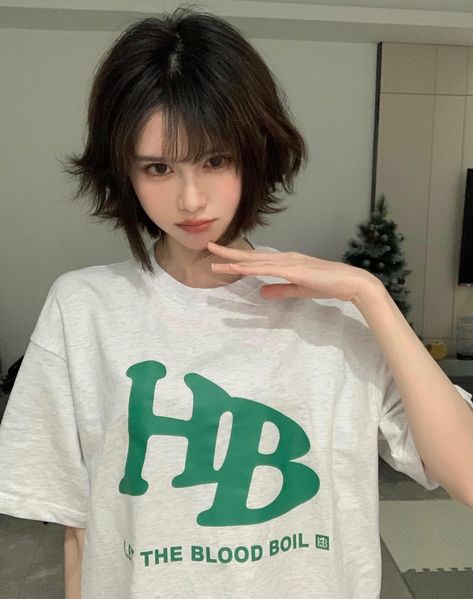 Hangodango on tiktok Tomboyish Side Tails, Shot Hair, Cute Short Haircuts, Hair Inspiration Short, Shot Hair Styles, Girl Short Hair, Short Hair Haircuts, Hair Reference, Short Hair Styles Easy