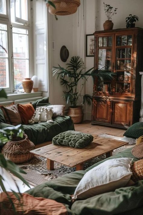 29 Boho Chic Ideas to Revamp Your Living Room Vintage Vibe Living Room, Vintage Boho Interior, Bohemian Lounge Ideas, Earthy Whimsical Decor, Living Room Vibes Aesthetic, Antique Boho Living Room, Cottage Vibe Living Room, Rustic Lounge Room, Vintage Green Living Room