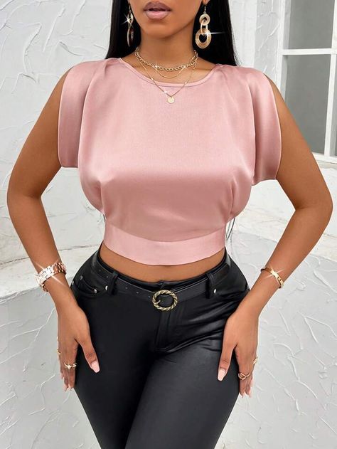 Crop Top Elegante, Blusas Crop Top, Rosa Gold, Night Out Outfits, Body Suits, Plain Tops, Out Outfits, Satin Blouse, Women Blouses