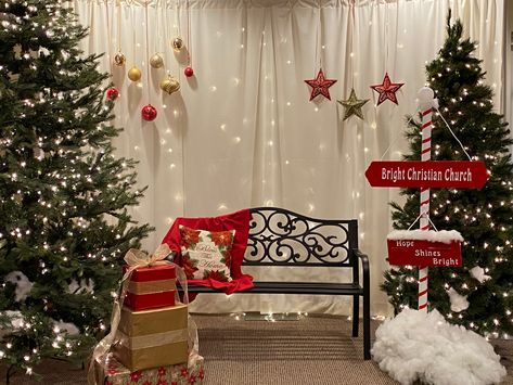 Photo booth for Christmas at church. Christmas Backgrounds For Photos, Christmas Decor Photo Booth, Xmas Photo Booth Ideas, Diy Christmas Booth Ideas, Photobooth Holiday Backdrop, Santa Back Drop Ideas, Santa Photo Backdrop Ideas Mini Sessions, Xmas Party Backdrop, Santa Stage Ideas