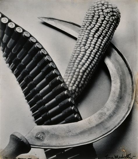 Hoz, canana y mazorca | Fotográfica Tina Modotti, Mexican Revolution, Edward Steichen, Double Exposition, Edward Weston, Gordon Parks, Famous Photos, Diego Rivera, Gelatin Silver Print