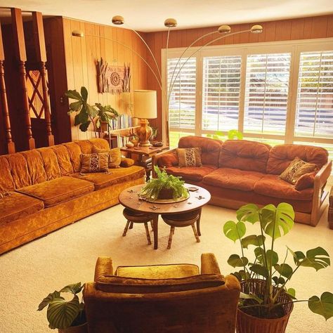 60s 70s Living Room, 70s Family Room, 60s Living Room Vintage, 1970s Inspired Living Room, 70’s Home Decor, 70s Living Room 1970s Interior, Retro Living Room 1970s, 70’s Living Room, Mcm Aesthetic