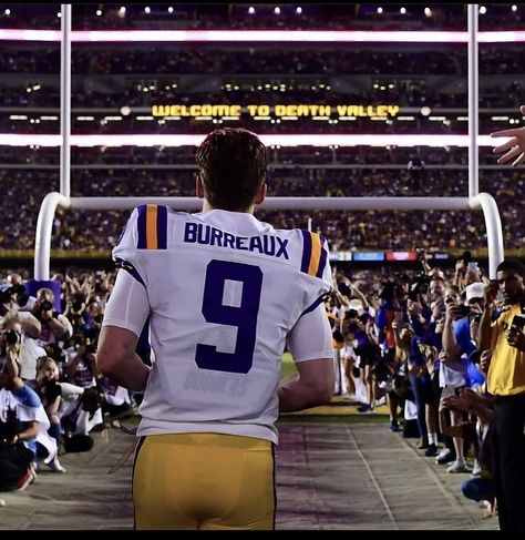 What Burreaux said! Lsu Aesthetic, Joe Burrow Lsu, Collage Football, Lsu Game, Lsu Tigers Football, Lsu Football, Travel Oklahoma, Geaux Tigers, Joe Burrow