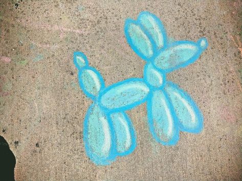 How To Do Chalk Art, Chalk Art Summer Ideas, Chalk Art On Sidewalk, Drawing Ideas With Chalk, What To Draw With Chalk Outside, Chalk Art Inspo Easy, Things To Draw In Chalk, Chalk Ideas Preppy, Chalk Coloring Ideas