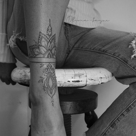 Ankle Tattoo Mandala, Ankle Tattoos For Women Mandala, Leg Tattoos For Women, Mandala Foot Tattoo, Wrap Around Ankle Tattoos, Ankle Foot Tattoo, Mandela Tattoo, Cuff Tattoo, Shin Tattoo