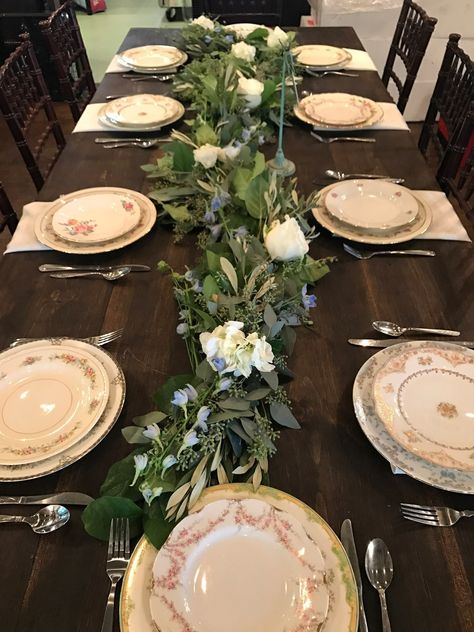 Farm tables and eucalyptus floral garland with English roses and mismatched China - wedding reception Mix And Match China Wedding, Mixed China Wedding Table Settings, Mismatched Plates Table Setting, Mismatched China Wedding, Mismatched Table Setting, Cottagecore Theme, Poolside Wedding, Cottage Core Home Decor, Cat Sunflower