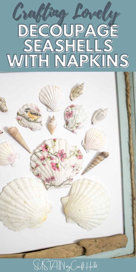 Decoupage Seashells Diy, Scallop Shells Craft Ideas, Decoupage Clam Shells, Decoupage Shells With Napkins, Decoupage Shells Diy, Napkin Decoupage Ideas, Decoupage Seashells, Shell Displays, Scallop Shell Craft