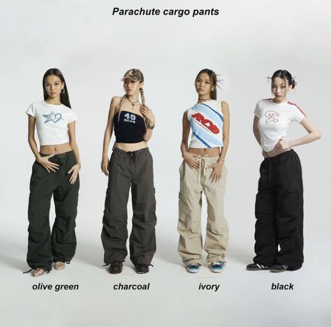 parachute cargo pants Rolling Loud Outfits, Parachute Pants Outfit, Preppy Inspo, Parachute Cargo Pants, Hot Weather Outfits, Cargo Outfit, Parachute Cargo, Summer Pants Outfits, Cargo Pants Outfit