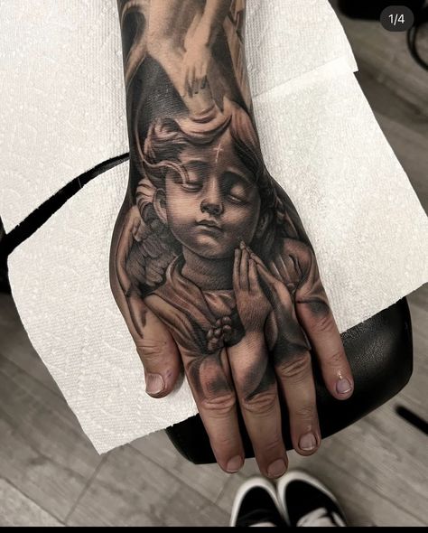 Angel Hand Tattoos For Women, Angel Hand Tattoo Men, Angel Tattoo Hand, Big Hand Tattoos, Angel Face Tattoo, Angel Hand Tattoo, Full Hand Tattoo, Spiritual Reflection, Cherub Tattoo