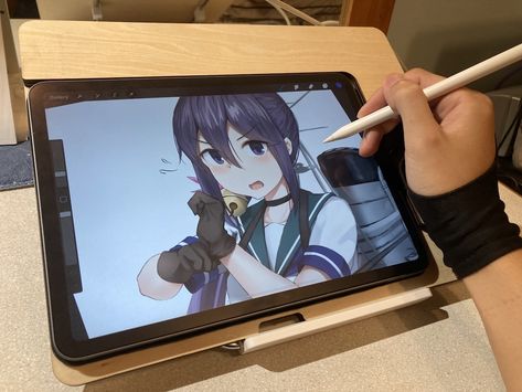 Drawing Tablet Setup Aesthetic, Ipad Drawing Setup, Drawing Ipad Aesthetic, Drawing Tablet Aesthetic, Digital Artist Aesthetic, Digital Drawing Aesthetic, Digital Art Ipad, Ipad Drawing App, Drawing On Ipad