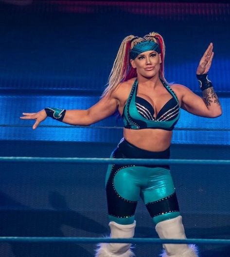 Kira Hennigan aka Taya Valkyrie Mundo Taya Valkyrie, Lucha Underground, Pro Wrestling, Wwe, Diva, Sports Bra, Wrestling, Bra, Sports