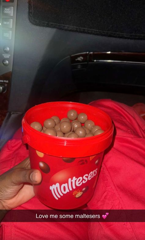 Maltesers Chocolate, Girl Dinner, Chocolate Bars, I Want To Eat, Food Obsession, I Love Food, Chocolate Bar, Maltese, Chocolate Milk