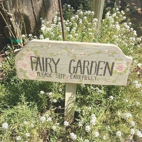 jami (bailees sun) on Twitter: "so what if i do cry over these pictures u cant blame me… " Fairycore Aesthetic, Fairy Aesthetic, Cottage Core Aesthetic, Luna Lovegood, + Core + Aesthetic, Garden Signs, Ravenclaw, Nature Aesthetic, Fairy Core