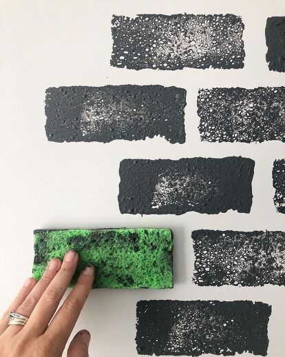 How do you make a fake brick wall for cheap? check out this diy faux brick wall hack to make a faux brick wall in an hour. Super Easy Brick Wall Faux Technique! Painted Faux Brick Wall, Fake Brick Wall, Diy Faux Brick Wall, Diy Brick Wall, Painted Brick Wall, Fake Brick, Faux Brick Wall, Brick Feature Wall, Painted Brick Walls