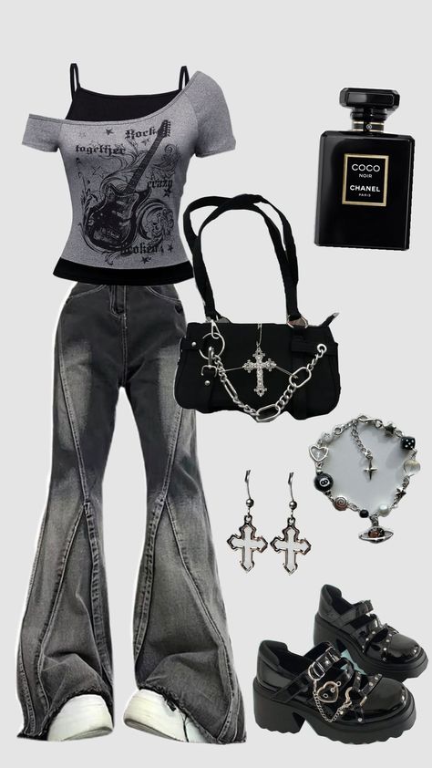 #ootd #outfit #aesthetic #rock #punk #grunge #goth #emo #black #metal #metallica #chanel Punk Workout Clothes, Outfit Ideas Goth Aesthetic, 2010 Goth Aesthetic, Grunge Outfits With Pants, Goth Fitness Outfit, Black Alternative Outfits, Grunge Outfits Cute, Moshpit Outfit, Evanescence Aesthetic Outfit