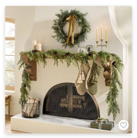 Staircase Banister, Fireplace Wreath, Christmas Garland Mantle, Fireplace Garland, Holiday Mantle, Fireplace Mantle Decor, Holiday Inspo, Holiday Mantel, Neutral Christmas Decor