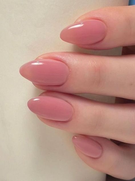 Almond Nails Dusty Rose, Short Dusty Rose Nails, Rose Pink Almond Nails, Dusty Rose Almond Nails, Gel Nails Ideas Spring Short Pink, Nails One Color Pink, Soft Pink Wedding Nails, Soft Mauve Nails, Dusty Pink Almond Nails