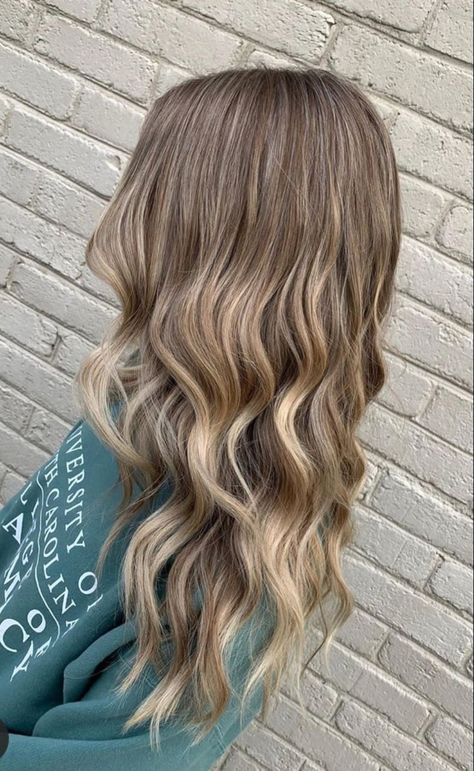 Full Foil Highlights, Dirty Blonde Hair With Highlights, Blonde Light Brown Hair, Full Foil, Light Brunette Hair, Hair Foils, Summer Blonde Hair, Foil Highlights, Brown Hair Inspo