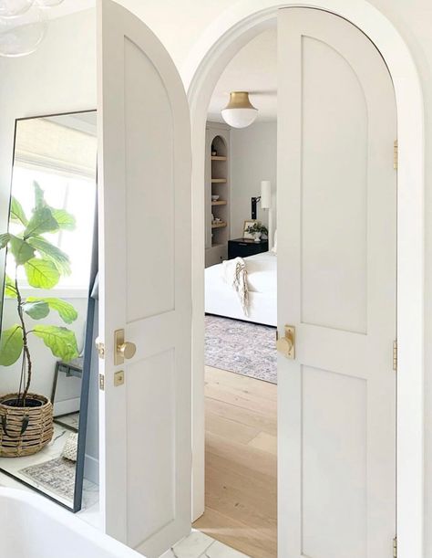 Arched Bathroom, Bathroom Door Ideas, Arched Interior Doors, Arched French Doors, Arch Doorway, Arch Interior, Arched Doors, Bathroom Door, Bathroom Doors