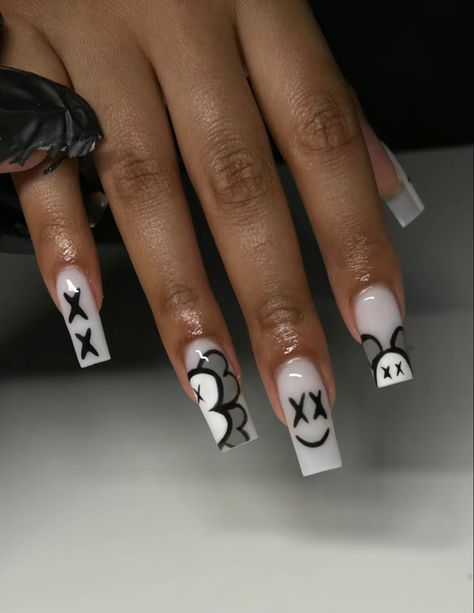 Simple Nails Design Square, Simple Nails Design Black, White Nails With Black Designs Simple, Black And White Kaws Nails, Cool Nail Inspo 2024 Square, Kaws Nails Black, Street Art Nails, Birthday Nails 16, Black Nail Inspo 2024