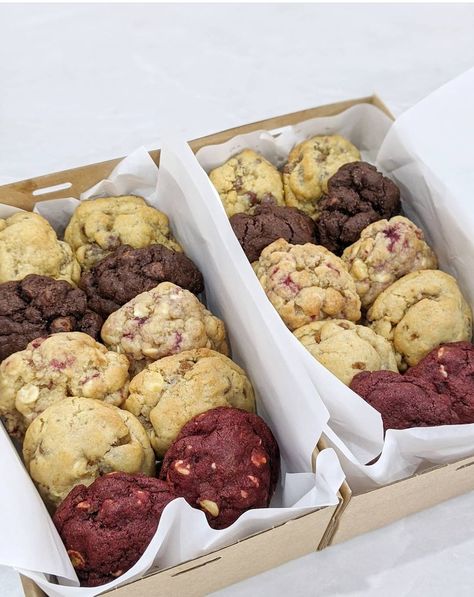 Ava Chen, Brownie Packaging, Bake Sale Packaging, Baking Packaging, Cookie Bakery, Dessert Packaging, Cookie Business, Bakery Packaging, Baking Business