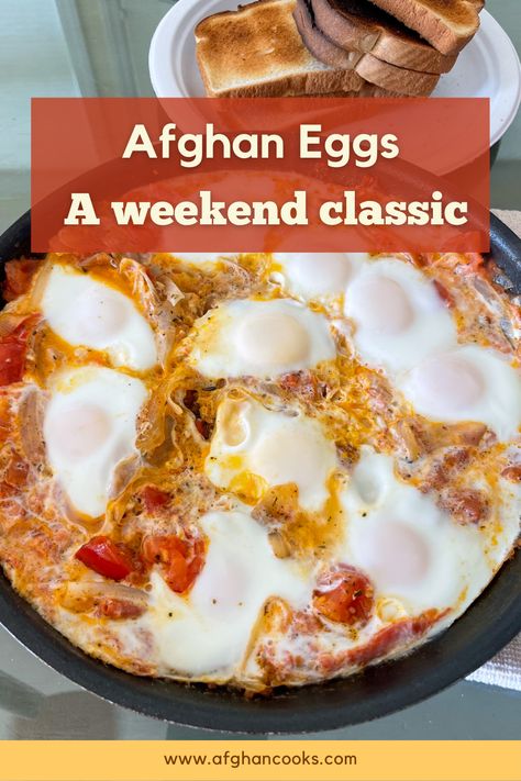 Afghan Eggs with Toast Middle Eastern Egg Recipes, Non Bread Breakfast Ideas, Foreign Breakfast Recipes, Afgani Food Recipes, European Breakfast Recipes, African Breakfast Recipes, Afghan Eggs, Recipes That Use Up Eggs, Middle Eastern Breakfast Recipes