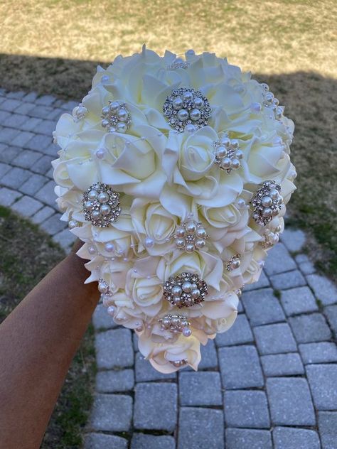 Rose Gold Brooch Bouquet, White Orchids Wedding, Luxury Wedding Flowers, Classic Wedding Bouquet, Jeweled Bouquet, White Rose Bouquet, Bridal Brooch Bouquet, Boho Wedding Bouquet, Bridal Packages