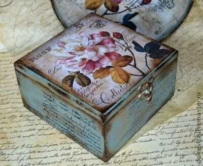 ❤  Ene 15 30  ❤ Diy Gifts For Mothers, Vintage Decoupage, Foto Transfer, Mdf Crafts, Decoupage Diy, Decoupage Furniture, Creative Box, Decoupage Box, Decoupage Ideas