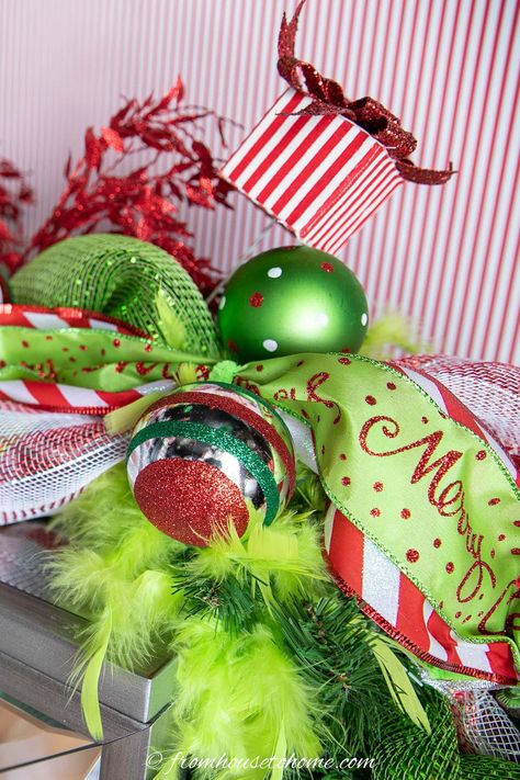 Grinch Christmas Garland Diy, Whoville Garland, Grinch Mantle, Grinch Mantle Decor, Grinch Garland Diy, Grinch Christmas Ideas, Grinch Garland, Grinch Village, Christmas Mantel Garland