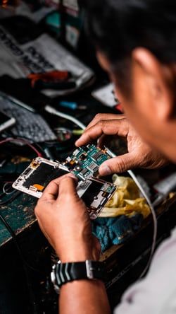 Computer Photo, Unlocked Phones, Iphone Repair, Cell Phone Repair, Laptop Repair, Repair Guide, Mobile Phone Repair, Buy Iphone, Mobile Shop