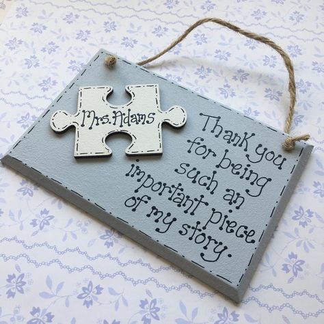 Thank You Plaques, Appreciation Gifts Diy, Teacher Appreciation Gifts Diy, Teachers Diy, Teacher Personalized, End Of Term, Handmade Gift Tags, Cadeau Diy, Diy Teacher Gifts