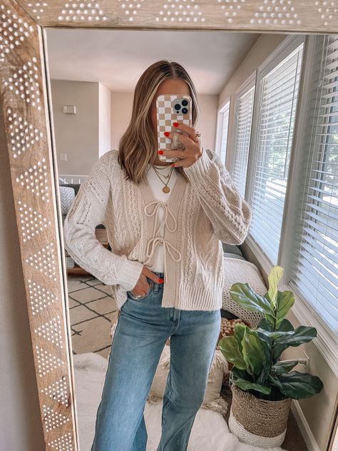 Long Sleeve Comfy Outfit, Button Up Shirt Outfit Teacher, Short Hair Outfits Ideas, Tan And White Striped Sweater Outfit, Flowy Skirt And Sweater Outfit, Holiday Cozy Outfit, Stitch Fix Outfits Business Casual, White Tie Front Cardigan Outfit, Cardigan Outfit Layers