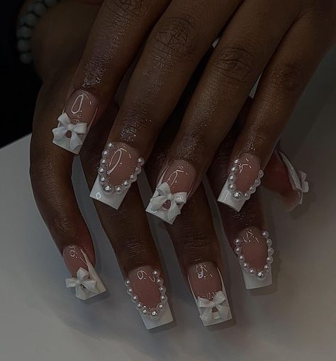 Birthday Nails Pearls, Back To School Nails With Charms, White And Silver Nails Square, Black And White Nails Birthday, Birthday Nails For 13, Short French Tips With Charms, Nails Pics Ideas, Short White Nails With Charms, All White Nails Acrylic