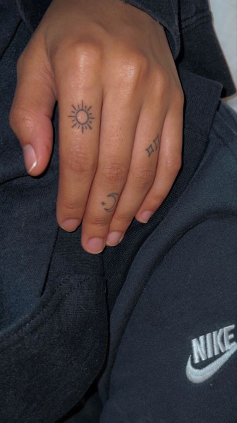 Sun Moon And Stars Hand Tattoo, Sun Moon Star Finger Tattoo, Half Sun Finger Tattoo, Moon And Sun Finger Tattoo, Basic Sun Tattoo, Sunshine Finger Tattoo, Sun Tattoo On Finger, Sun Tattoo Hand, Sun Tattoo Finger