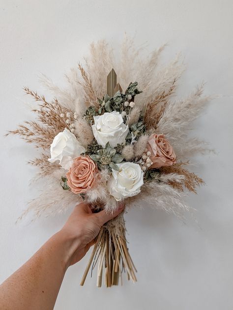 Bouquet Of Flowers Wedding Rustic, Jac Caglianone, Country Western Wedding, Country Theme Wedding, Bridal Bouquet Flowers, Boho Bouquet, Pretty Wedding Dresses, Rustic Wedding Flowers, Dream Wedding Ideas Dresses