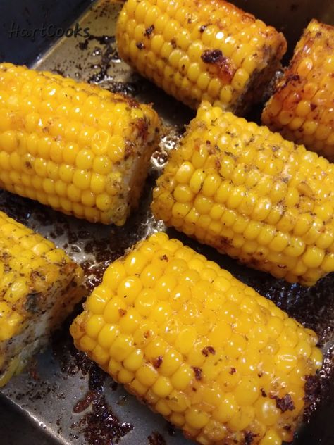 Baked Corn On Cob, Baked Corn Recipes, Baked Corn On The Cob, Oven Baked Corn, Corn In The Oven, Corn On The Cob Recipe, Cob Oven, Easy Vegetable Recipes, How To Cook Corn